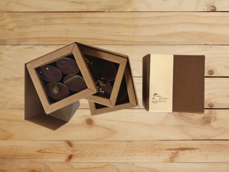 Boîte de dégustation de 12 chocolats bio