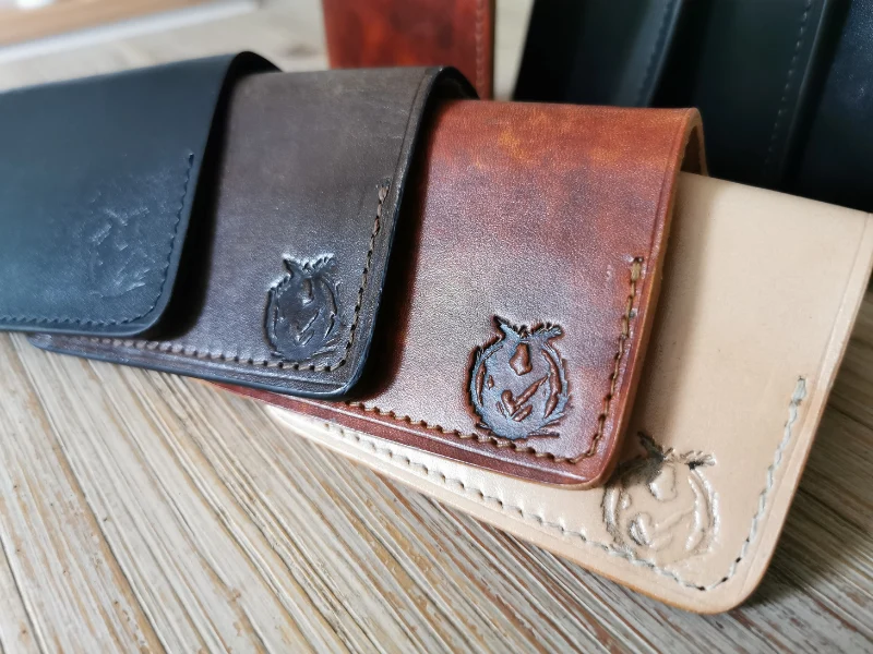Etui en cuir pour 2 cartes CB
