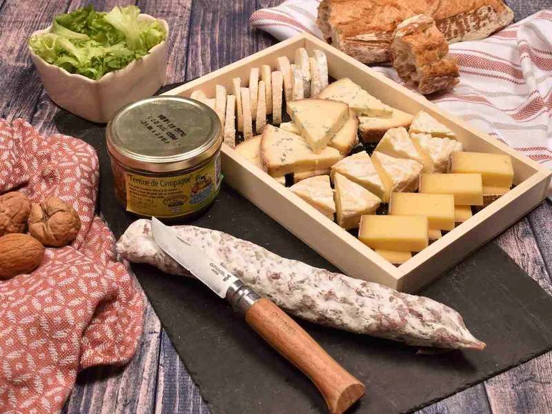 Plateau Fromage & Charcuterie : Fromage, Saucisse et Terrine