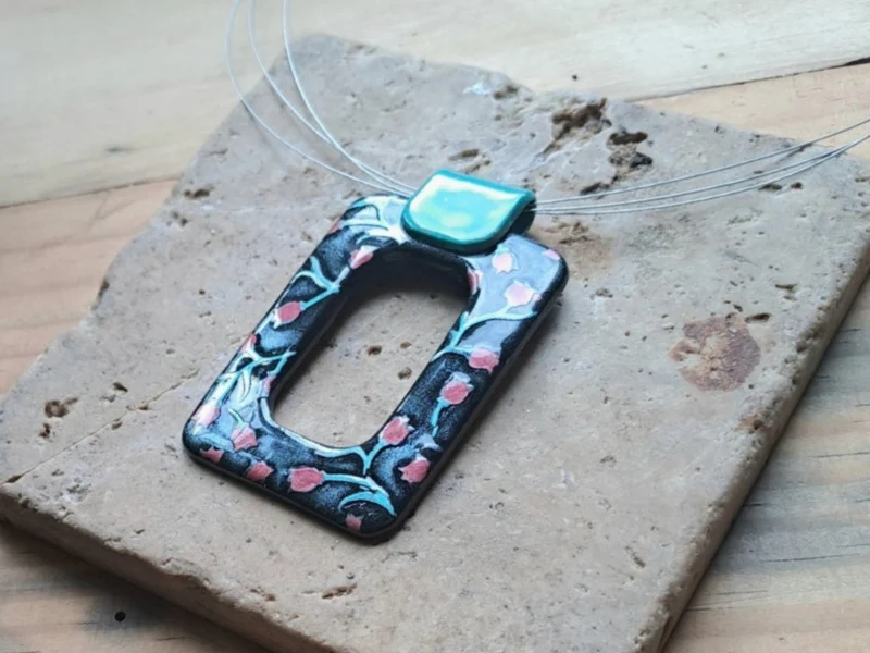 Collier Liberty