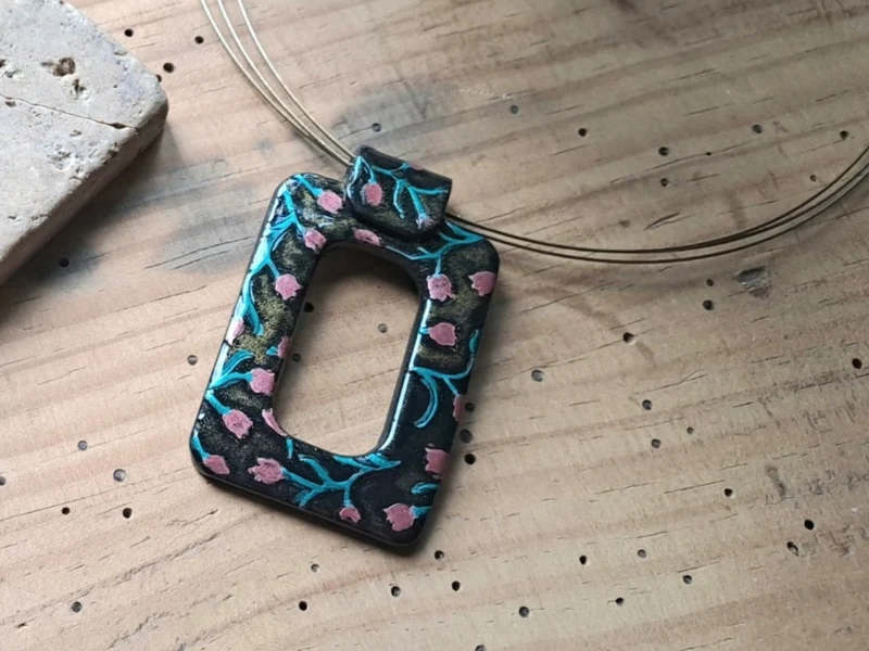 Collier Liberty