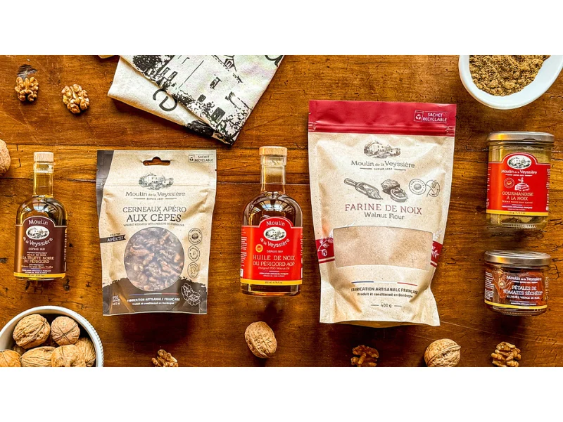 Coffret Périgord : Huile, Farine et Gourmandises à la Noix