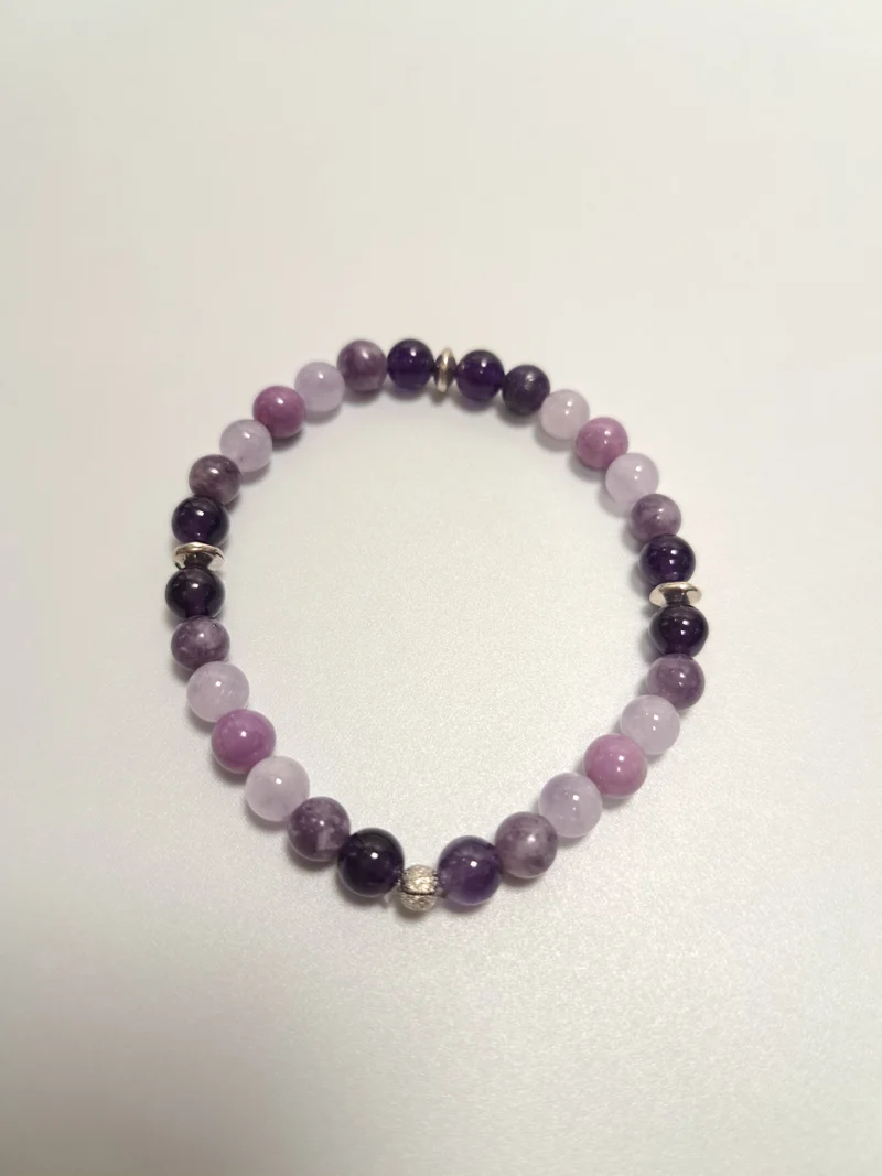 Bracelet en perles 6 mm- tonalité de violets