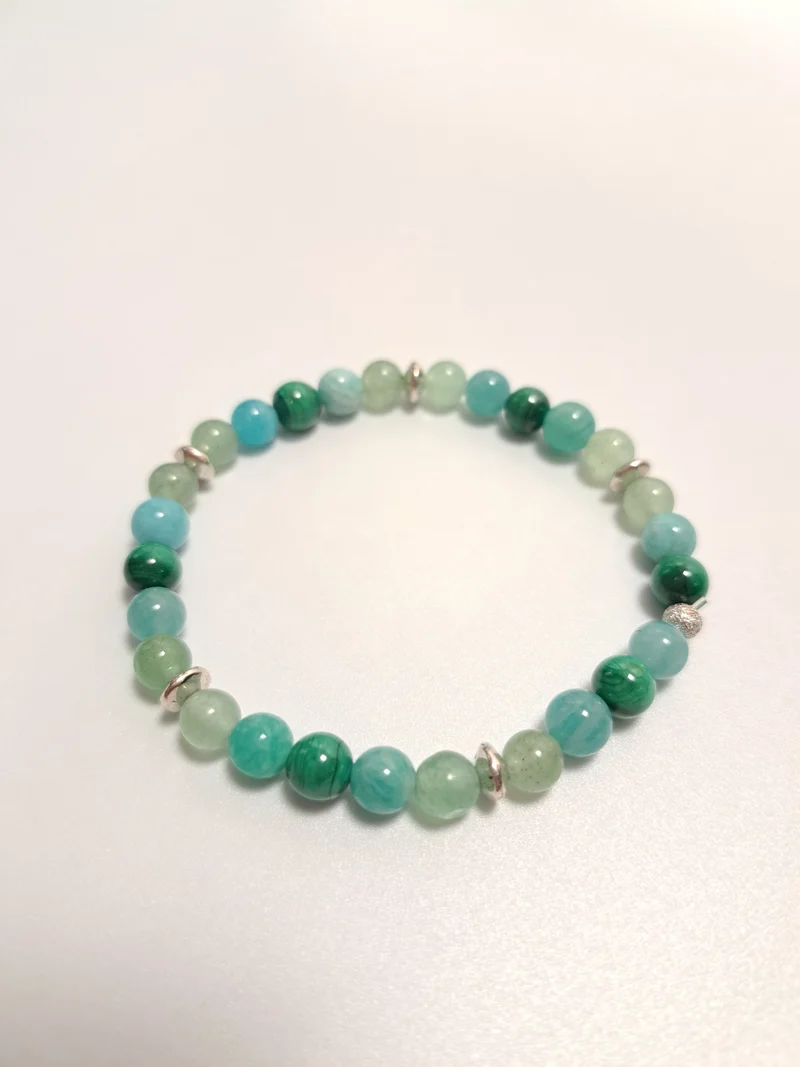 Bracelet en perles 6 mm - tonalité de verts