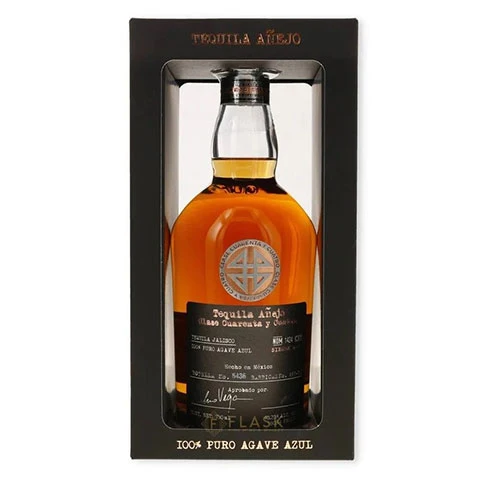 Clase Cuarenta y Cuatro Single Batch Anejo Tequila