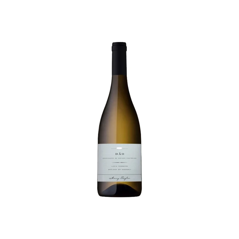 2020 Lucía Ferreria Dão Branco White